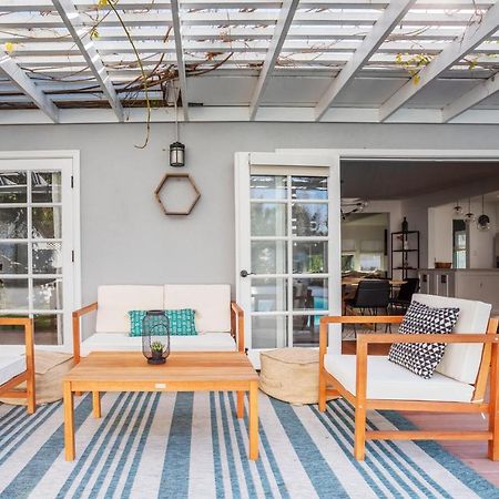 Enchanting Sherman Oaks Home With Pool Permit #Hsr Two One Zero Zero 2605 Los Angeles Exterior photo