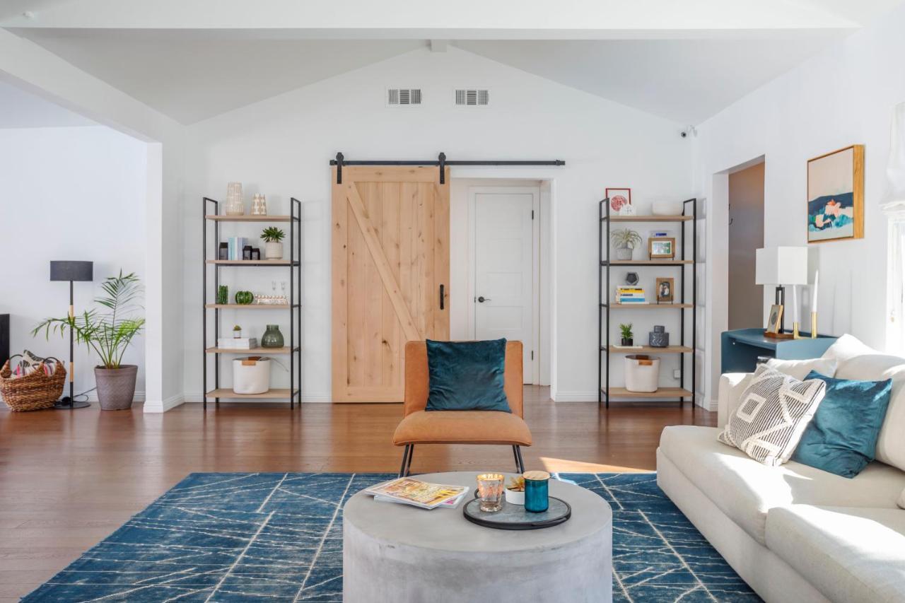 Enchanting Sherman Oaks Home With Pool Permit #Hsr Two One Zero Zero 2605 Los Angeles Exterior photo